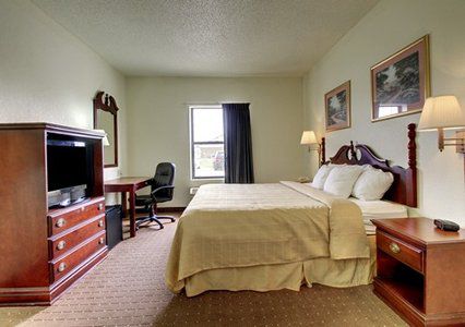クオリティ イン Harrisburg 部屋 写真